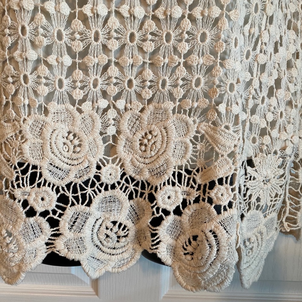 Blouse - Picture 2 of 7